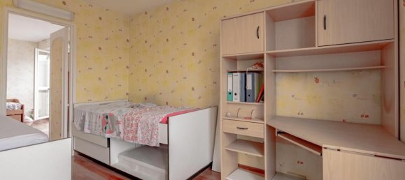 2 bedrooms Apartment in Paris, France No. 166726 7