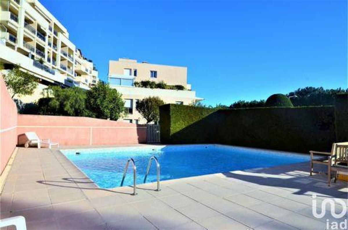 2 bedrooms Condo in Nice, France No. 14605