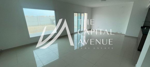 2 bedrooms Townhouse in Al Samha, UAE No. 23535 2