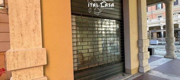 Propiedad comercial de 1 habitación en Montecatini Terme, Italy No. 134628 4