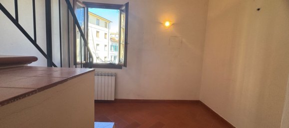 3 rooms Duplex in Florence, Italy No. 51368 17