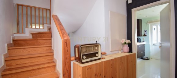 3 bedrooms Villa in Cascais, Portugal No. 40355 33