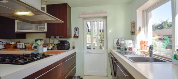 3 bedrooms Villa in Cascais, Portugal No. 40355 30