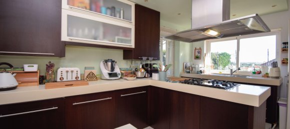 3 bedrooms Villa in Cascais, Portugal No. 40355 32