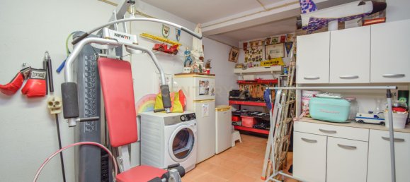 3 bedrooms Villa in Cascais, Portugal No. 40355 40