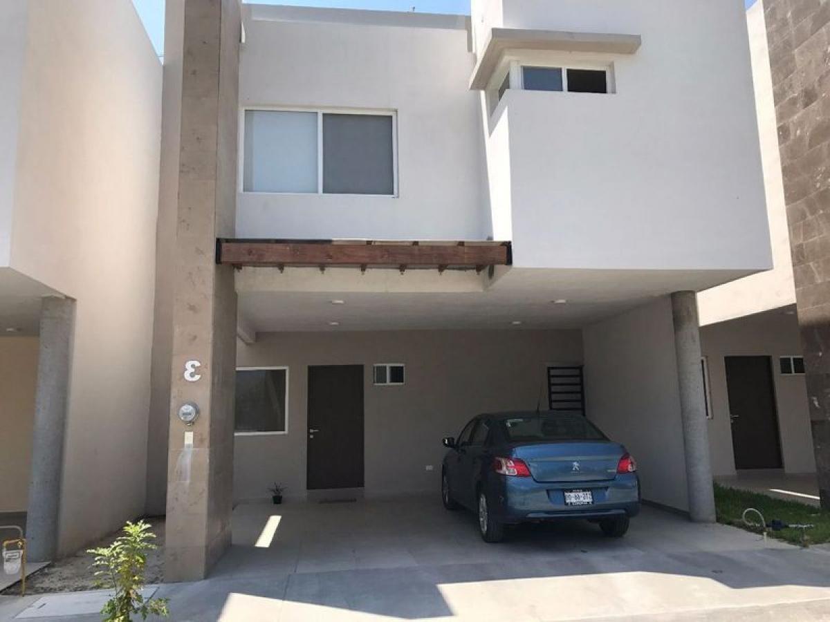 Casa de 5 dormitorios en Nuevo León, Mexico No. 171697