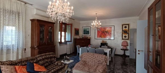 4 rooms Villa in Cadeo, Italy No. 118372 4