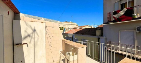 Casa de 2 divisões em San Severo, Italy N.º 83695 8