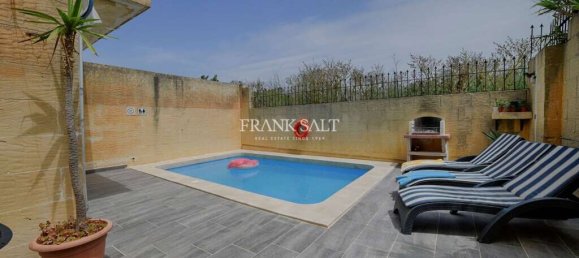 3 bedrooms Farm in San Lawrenz, Malta No. 9 2