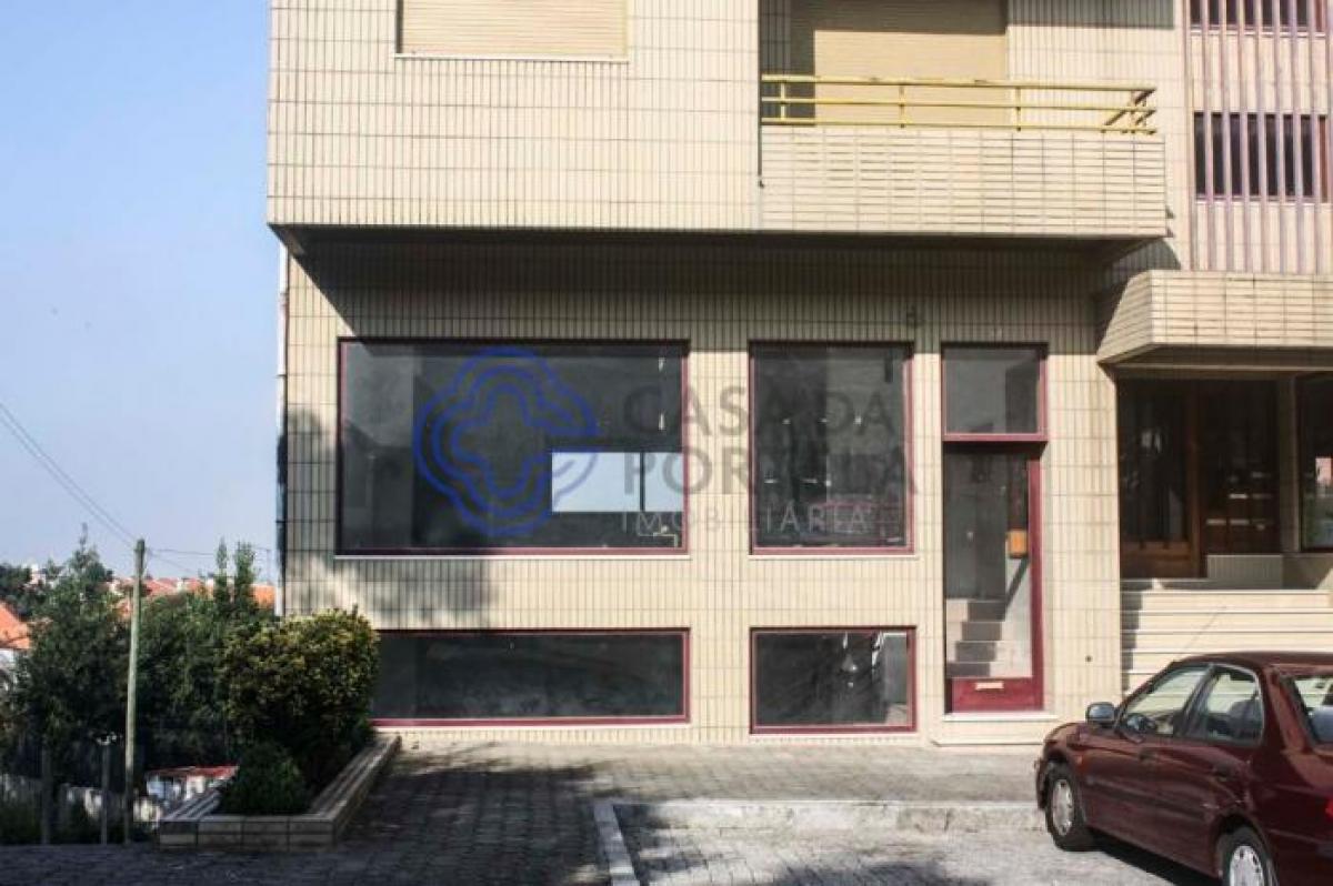  محل تجاري في Vila Nova de Gaia, Portugal 187متر مربع رقم 8120