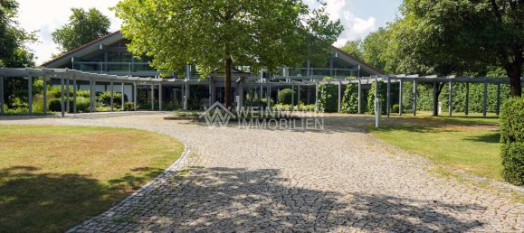 Коммерческая недвижимость 1471м² в Швебиш Халль, Германия № 328750 2