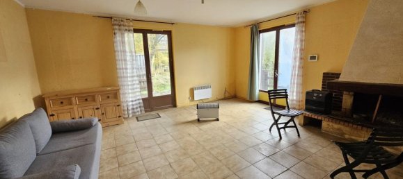 Casa de 3 dormitorios en Courtenay, France No. 160890 3