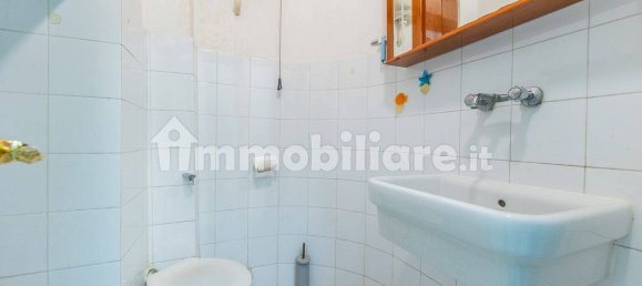 1 room Commercial property in Rome, Italy No. 350766 10