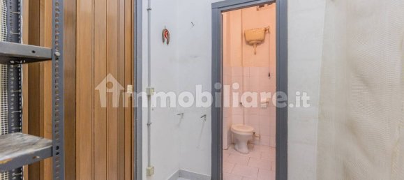 1 room Commercial property in Rome, Italy No. 350766 4