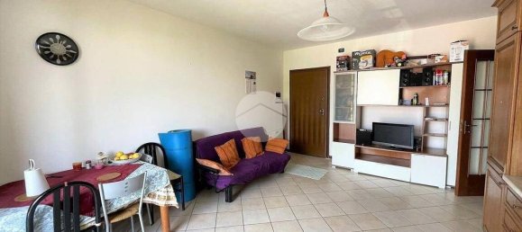 Квартира с 2 спальнями в Мантуя, Италия № 245750 3