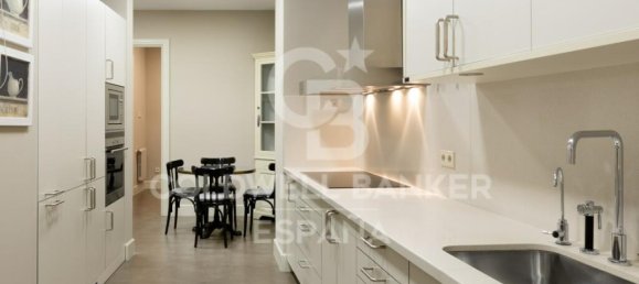 3 Schlafzimmer Wohnung in Eixample, Spain, Nr. 24817 9