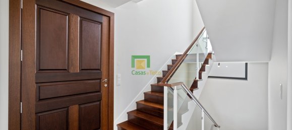 Casa de 3 dormitorios en Funchal, Portugal No. 94274 38