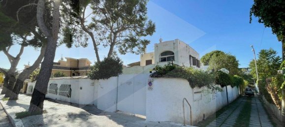 Apartamento de 3 habitaciónes en Manfredonia, Italy No. 28057 2