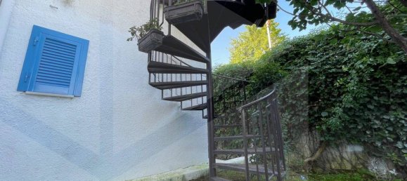 Apartamento de 3 habitaciónes en Manfredonia, Italy No. 28057 10