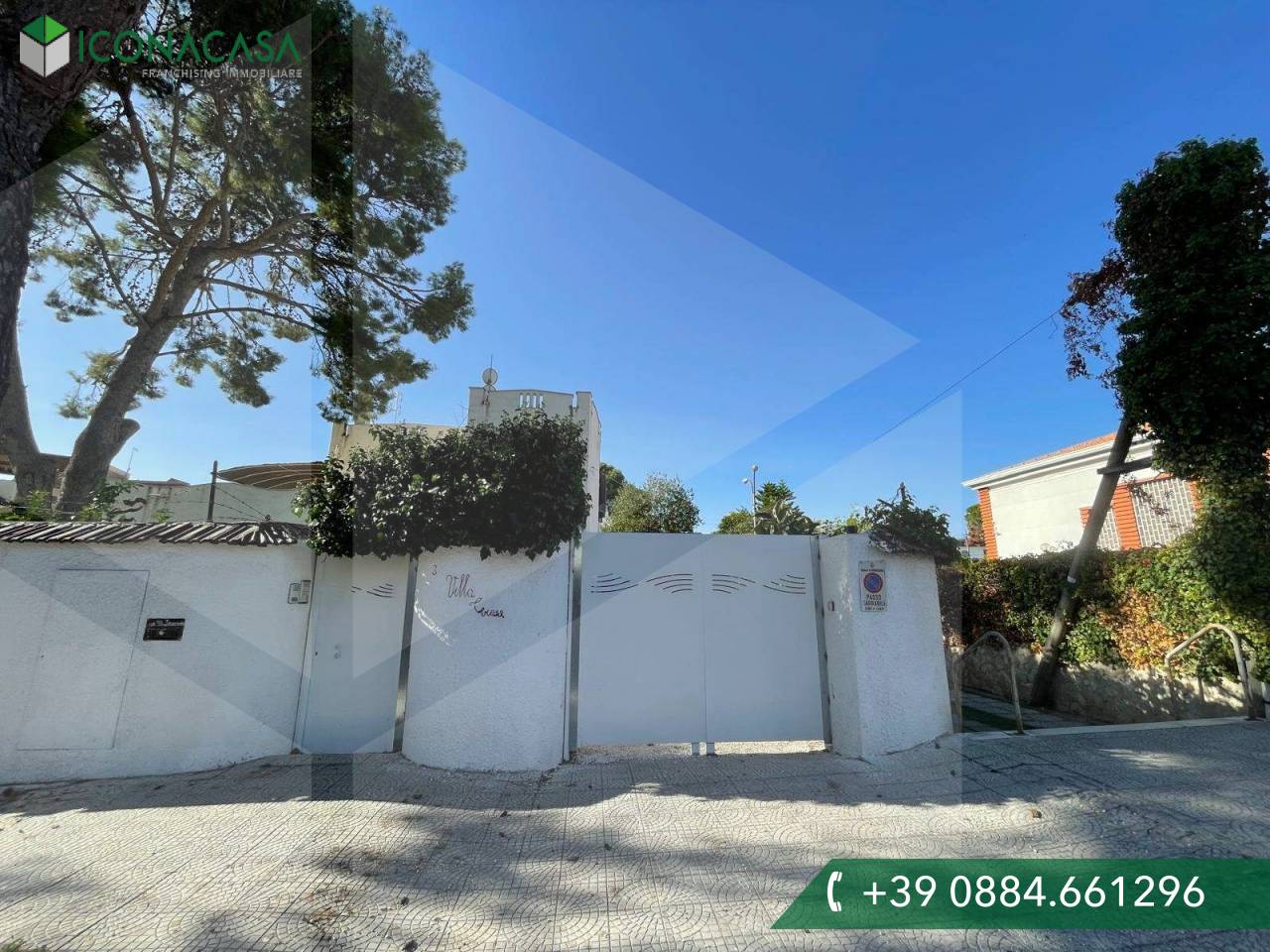 Apartamento de 3 habitaciónes en Manfredonia, Italy No. 28057