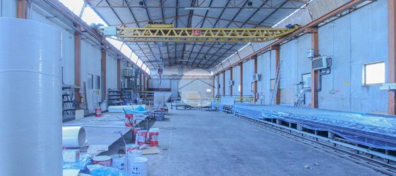 Склад с 3 комнатами в Монте Кремаско, Италия № 341370 4