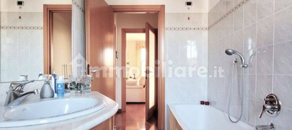 Apartamento de 3 dormitorios en Verano Brianza, Italy No. 370561 9