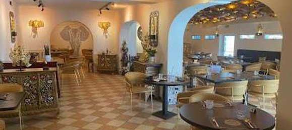 620m² Commercial property in Piove di Sacco, Italy No. 301454 9