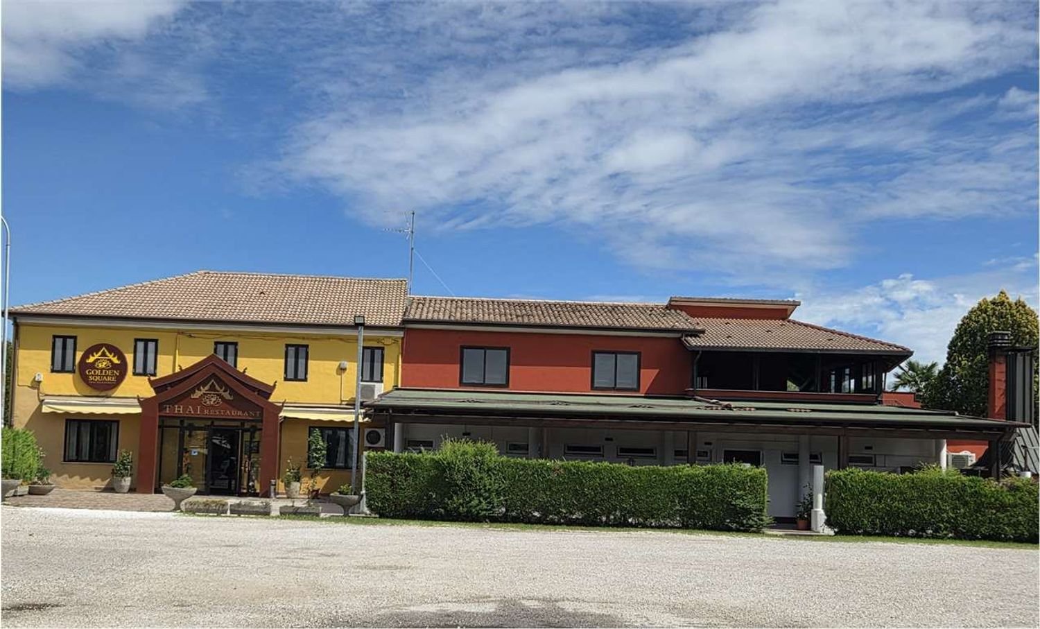 620m² Commercial property in Piove di Sacco, Italy No. 301454