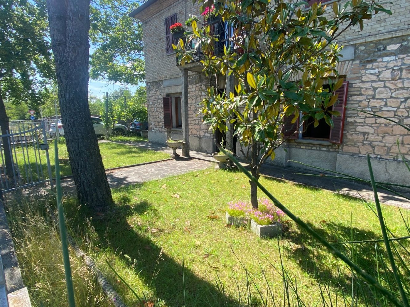 4 rooms House in Urbania, Italy No. 71651