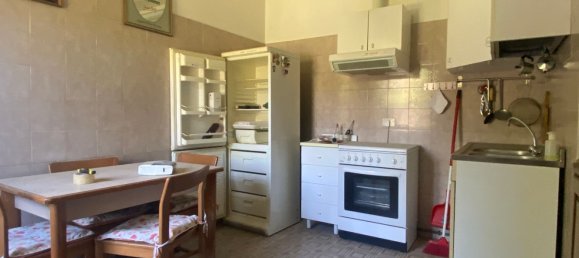 4 rooms House in Urbania, Italy No. 71651 11