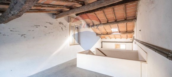 6 rooms House in Rivarolo Mantovano, Italy No. 81125 25