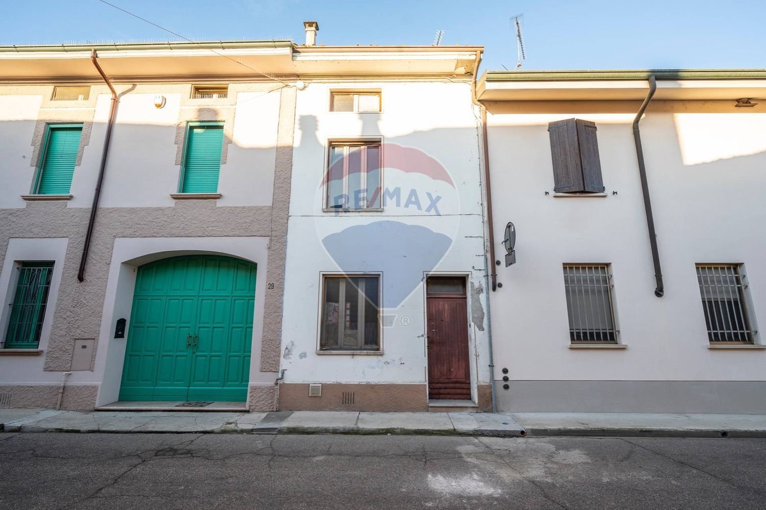 6 rooms House in Rivarolo Mantovano, Italy No. 81125