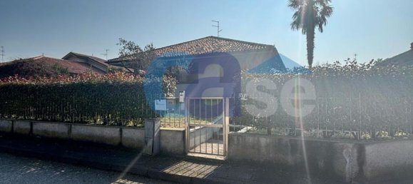 7-Zimmer Villa in Peschiera Borromeo, Italy, Nr. 20927 2