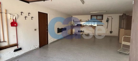 7-Zimmer Villa in Peschiera Borromeo, Italy, Nr. 20927 24