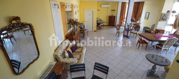 5 rooms Warehouse in Mariano Comense, Italy No. 54966 11