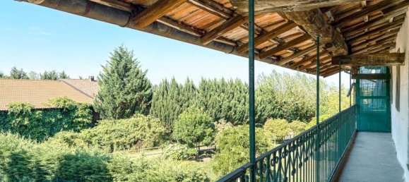 4 bedrooms House in Oleggio, Italy No. 377484 18