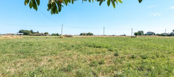 4 bedrooms House in Oleggio, Italy No. 377484 28