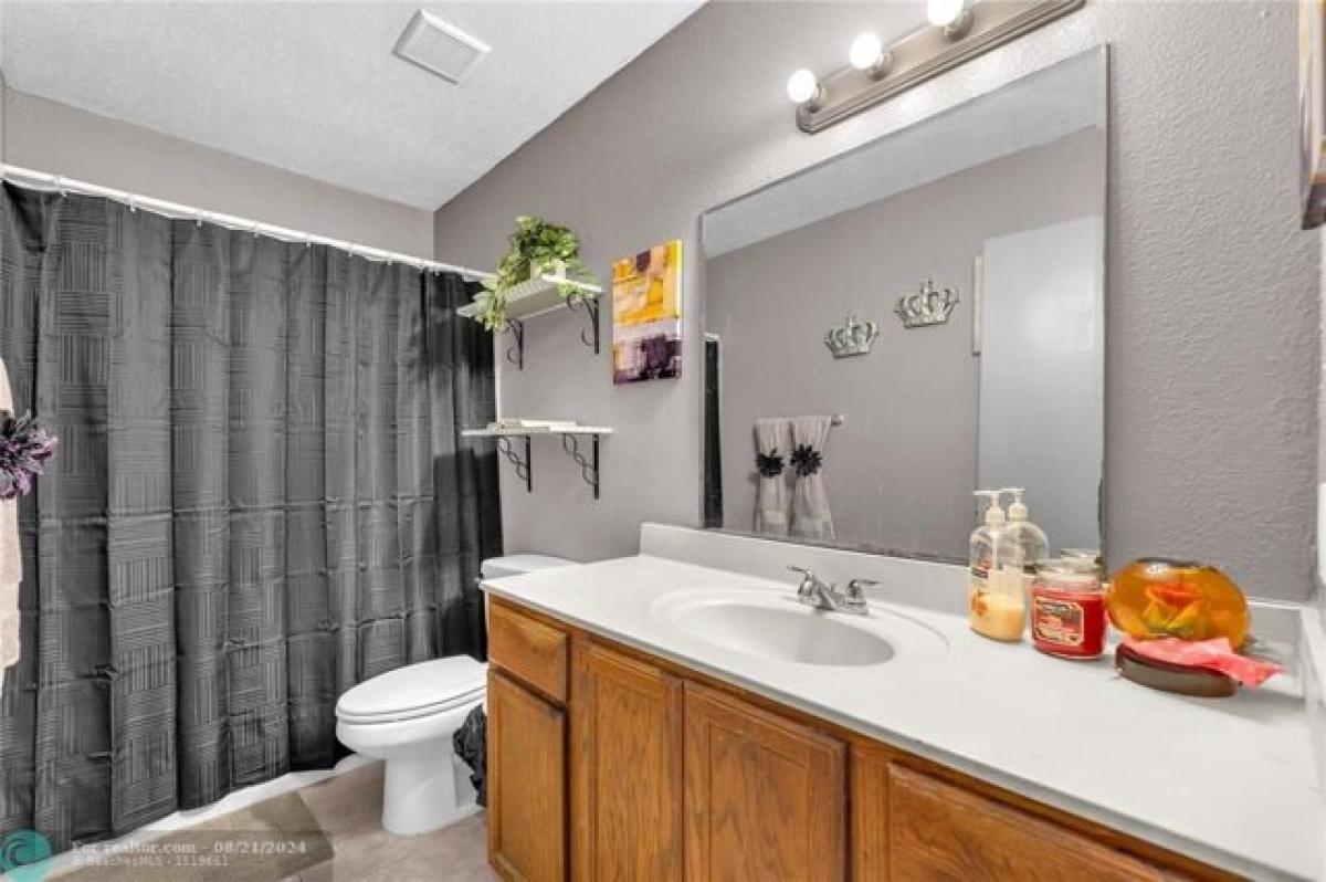 Casa de 4 dormitorios en Miami, USA No. 358518