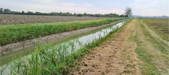 Terreno en Carpi, Italy 5800 m² No. 153328 2