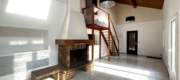 2 Schlafzimmer Haus in Crecy-la-Chapelle, France, Nr. 180610 4