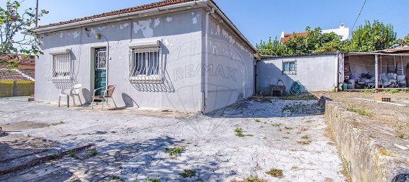 3 chambres Maison à Loures, Portugal No. 168453 5