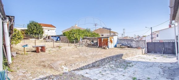 3 chambres Maison à Loures, Portugal No. 168453 3