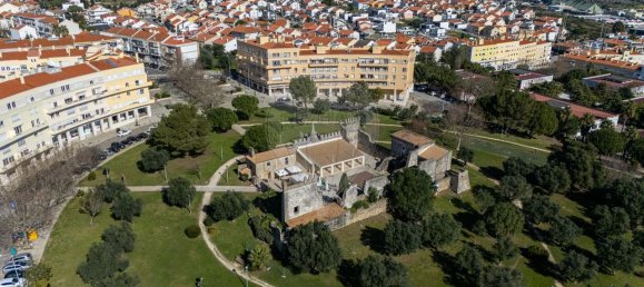 3 chambres Maison à Loures, Portugal No. 168453 49