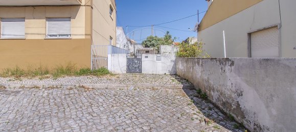 3 chambres Maison à Loures, Portugal No. 168453 16