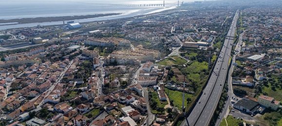 3 chambres Maison à Loures, Portugal No. 168453 44