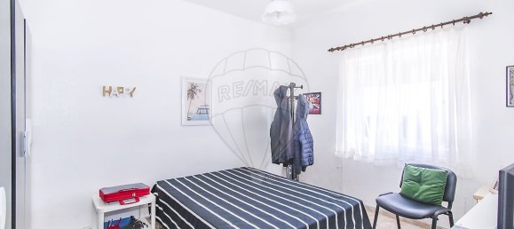 3 chambres Maison à Loures, Portugal No. 168453 19