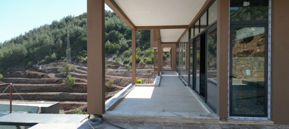 Вилла 4+1 в Аланья, Турция № 11503 2