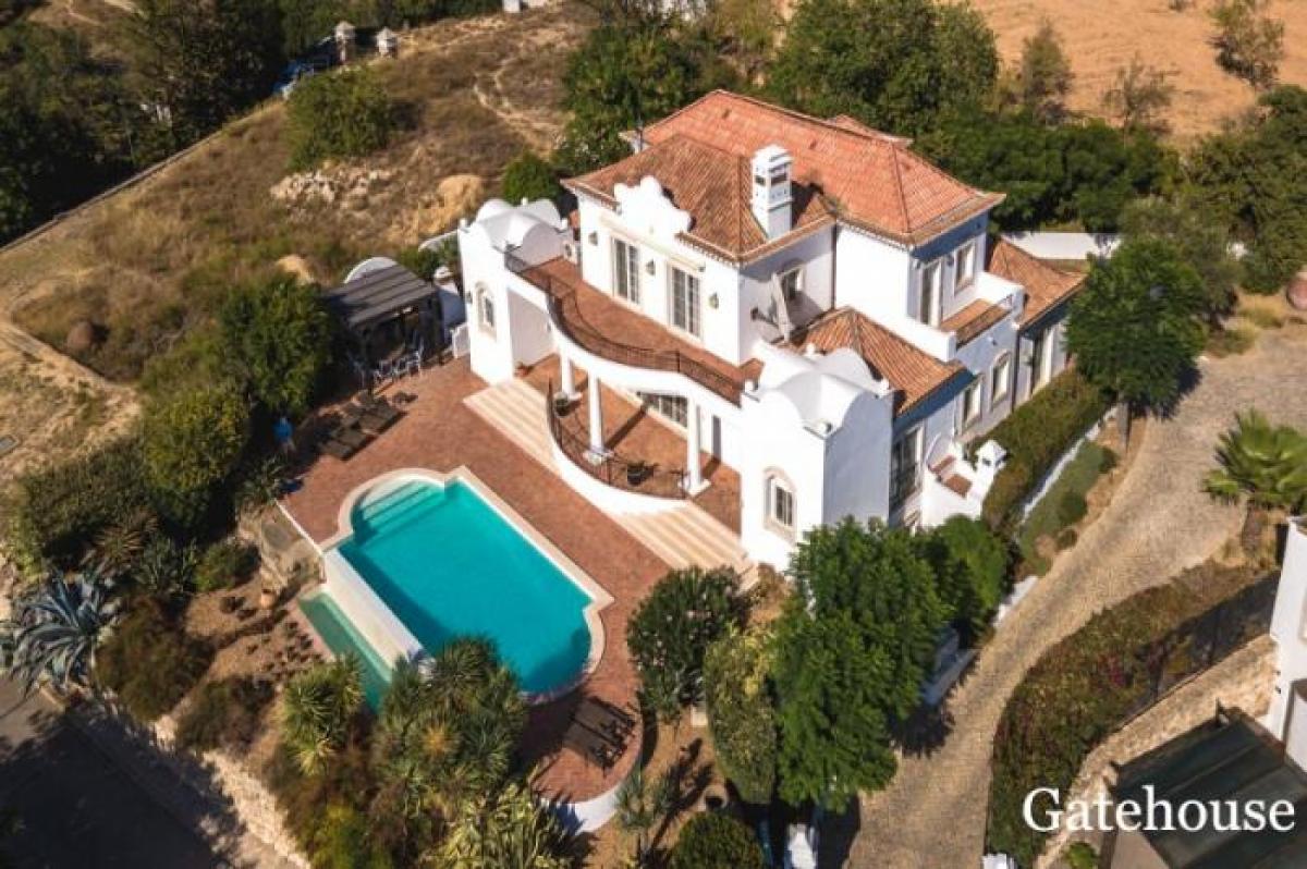 5 bedrooms Villa in Almancil, Portugal No. 4824