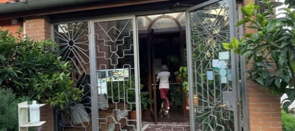  عقار تجاري في Rovigo, Italy 390متر مربع رقم 322023 3