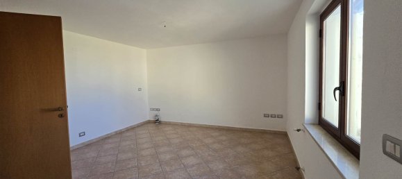 4 bedrooms Apartment in Barcellona Pozzo di Gotto, Italy No. 119898 7